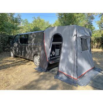 Sas hayon universel pour van