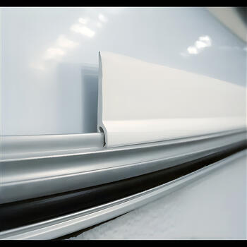 Protège rigole pour rail de auvent