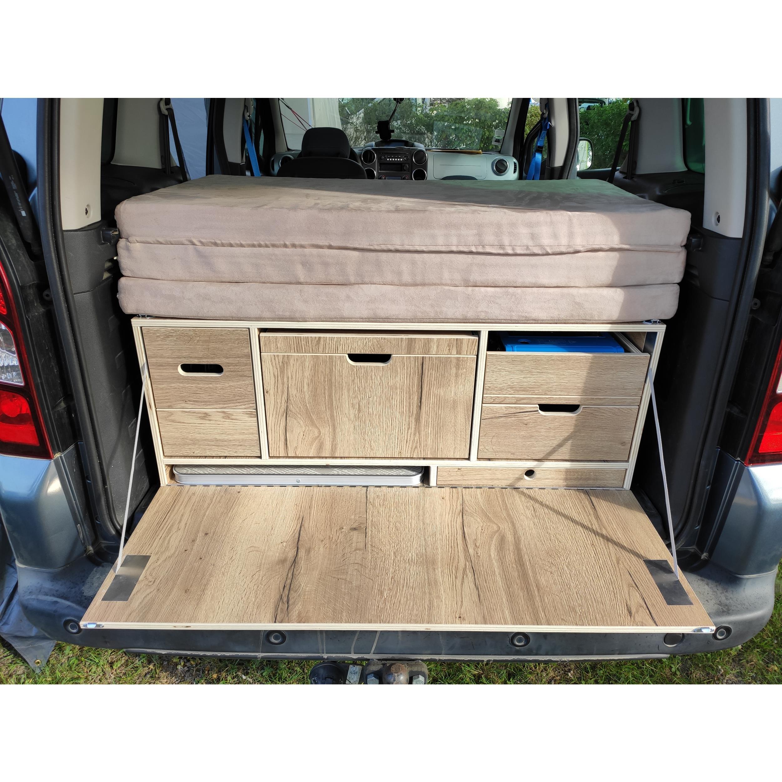 Male arrière Globe trotter Van