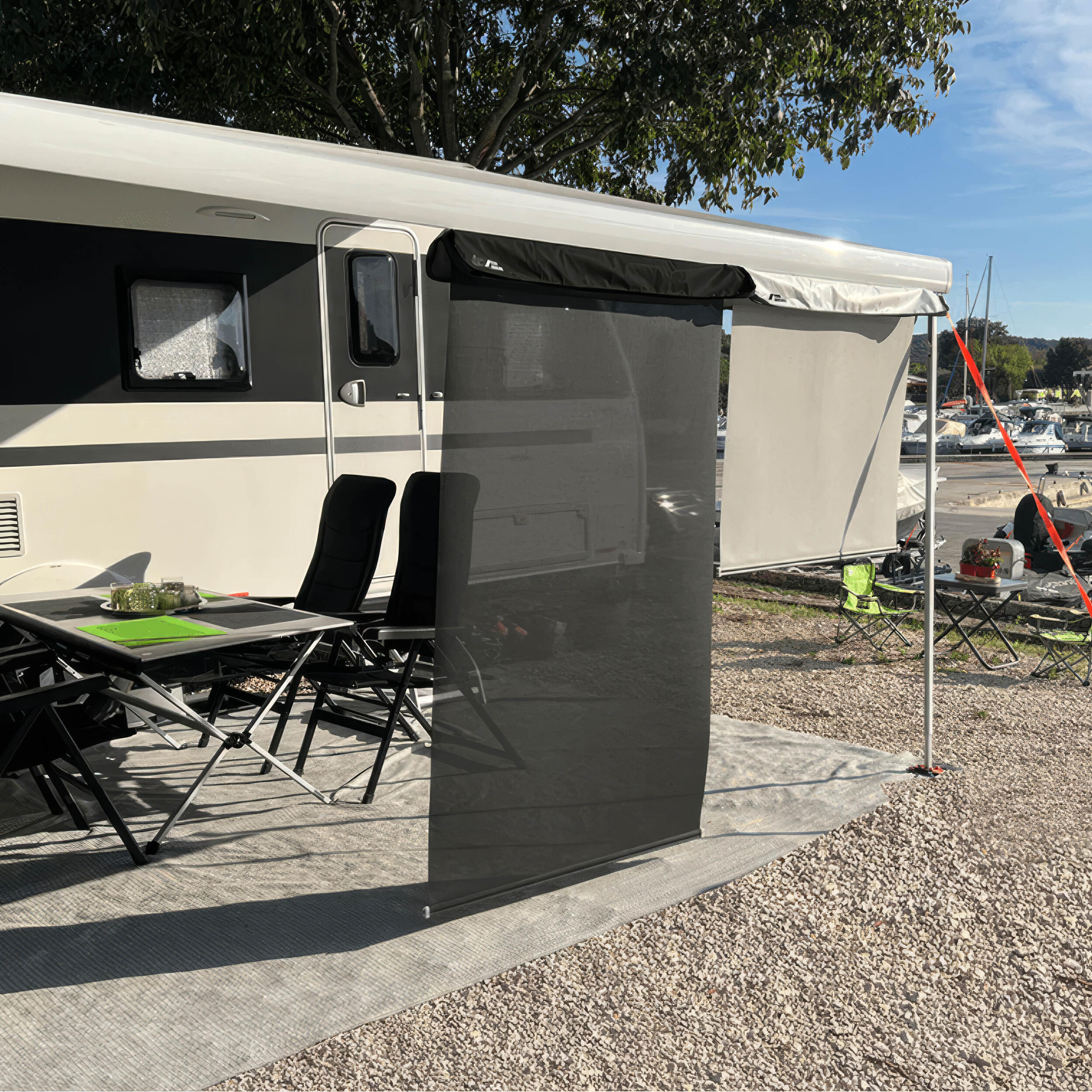 SunBreak – Pare-Soleil Modulable pour Rail de Store